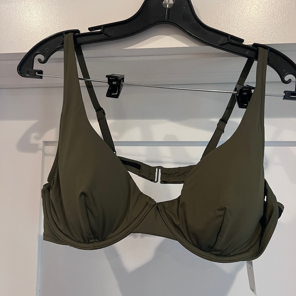 GAP Khaki Underwire Bra